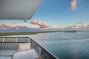 100 Lakeshore Drive 1453, North Palm Beach