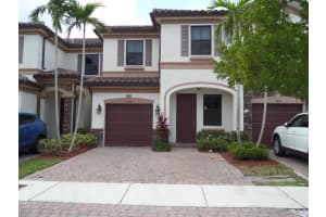 9328 W 33rd Way, Hialeah