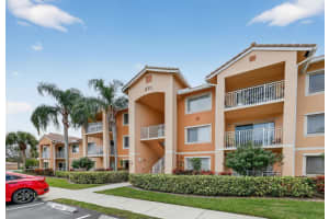 221 Sw Palm Drive 104, Port Saint Lucie