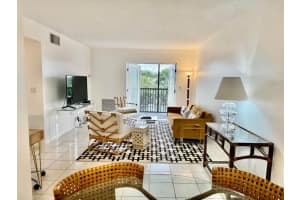 1601 S Flagler Drive 201o, West Palm Beach