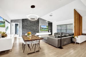 809 Se 13th Court, Deerfield Beach