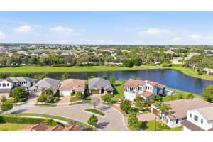8275 Grand Prix Lane, Boynton Beach