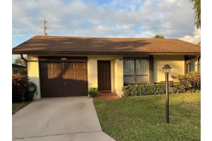 6049 Olivewood Circle, Greenacres