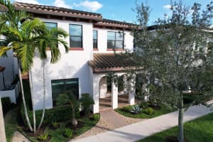 2074 Dickens Terrace, Palm Beach Gardens