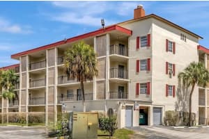 3070 Nw 48th Terrace 212, Lauderdale Lakes