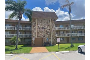 500 Village Green Circle W 212, Palm Springs