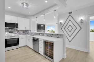 804 E Windward Way 509, Lantana