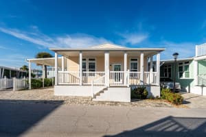 122 Ne Bay Drive, Jensen Beach