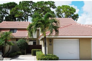 120 Old Meadow Way, Palm Beach Gardens