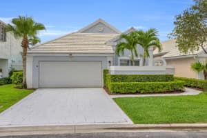 39 Dorchester Circle, Palm Beach Gardens