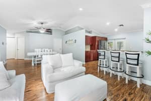 5418 Club Circle, Haverhill