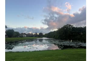 1605 S Club Drive, Wellington