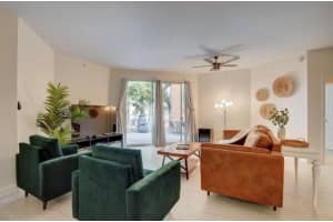 802 W Windward Way 216, Lantana 802 W Windward Way 216, Lantana