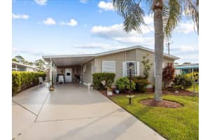 3817 Sleepy Hollow Lane, Port Saint Lucie