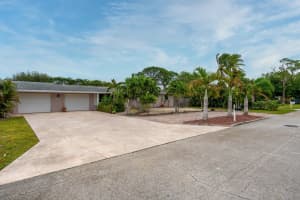 18989 Se Hillcrest Drive, Tequesta