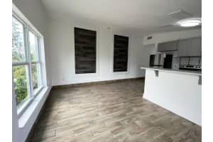 1050 W 7th Street, Riviera Beach