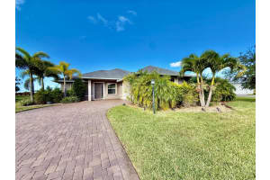 722 Yearling Trail, Sebastian