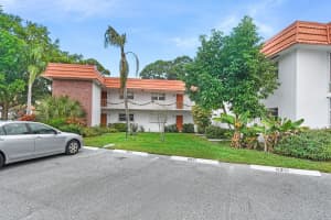 2600 Se Ocean Boulevard S7, Stuart