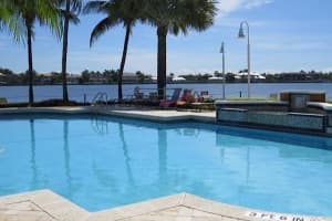 103 Yacht Club Way 101, Hypoluxo