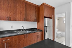 4081 N Dixie Highway 17, Oakland Park