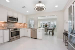 2390 Sw 13th Avenue, Boynton Beach