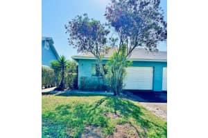 3795 Island Club Circle E 10, Lake Worth