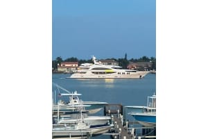 1206 S Lake Drive 301, Lantana