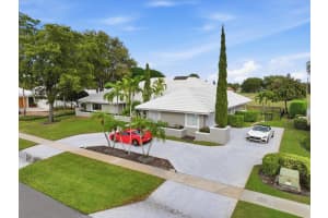 2106 Sunderland Avenue, Wellington