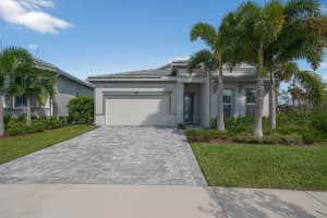 10405 Northbrook Circle, Palm Beach Gardens