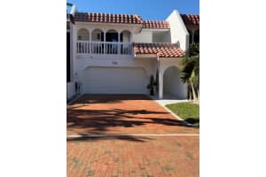 126 Harbor Circle, Delray Beach