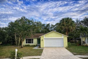 147 Rosewood Circle, Jupiter