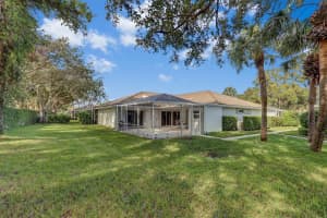 9503 Chapman Oak Court, Palm Beach Gardens
