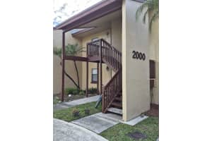 2006 Lakeview Drive W, Royal Palm Beach
