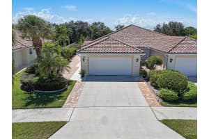 8256 Se Paurotis Lane, Hobe Sound