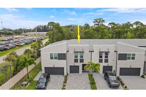 3903 Se Mentmore Lane, Stuart