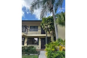 4691 Lucerne Lakes Boulevard E 104, Lake Worth