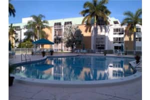 3040 Ne 16th Avenue 408, Oakland Park