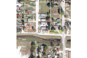 2302 Canal Terrace, Fort Pierce