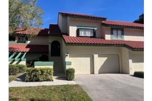 4 Lexington Lane E G, Palm Beach Gardens