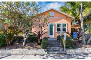 317 N D Street E, Lake Worth Beach