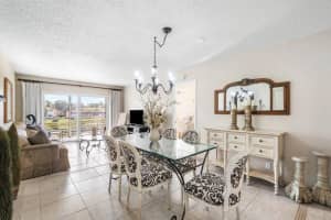 353 Lake Frances Drive, West Palm Beach