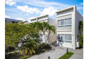 2461 135th Street, North Miami