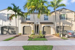 4627 Mediterranean Circle, Palm Beach Gardens