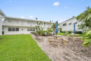 312 Sheffield M, West Palm Beach