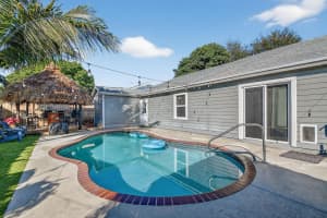 7767 Blairwood Circle N, Lake Worth