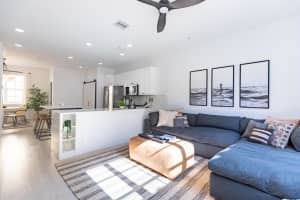 72 Se 6th Avenue H, Delray Beach