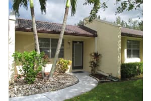 206 Lake Meryl Drive, West Palm Beach