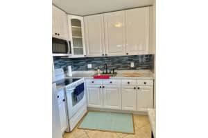 2840 Cynthia Lane 202, Lake Worth Beach