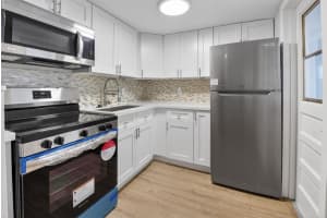 2213 Ne 1st Court 204, Boynton Beach