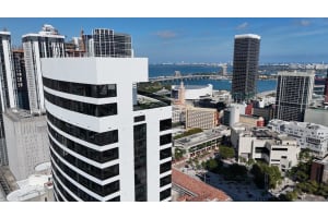 225 N Miami Avenue 3502, Miami